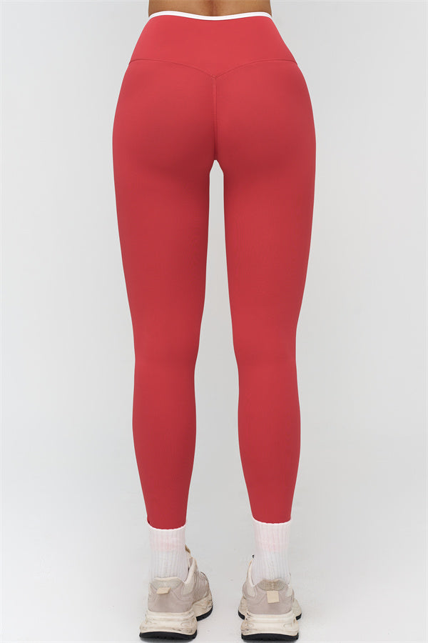 The Crave Contrast Sports Bra Leggings 2-Piece Set
