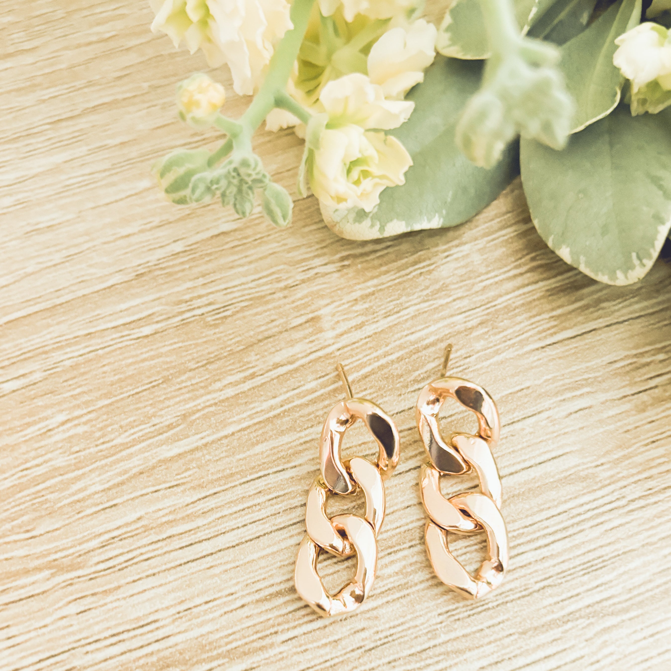 Beautiful Gold Chain Link Earrings