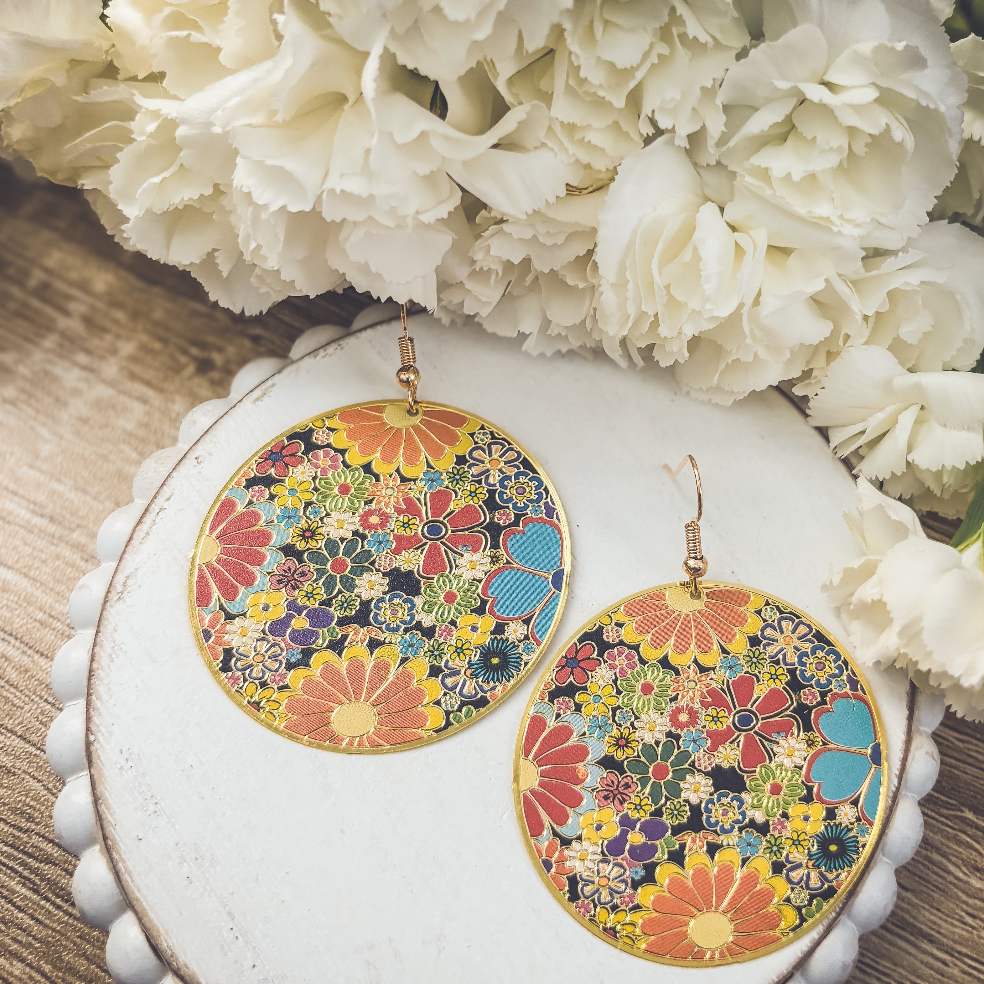 Fun Retro Flower Circle Earrings