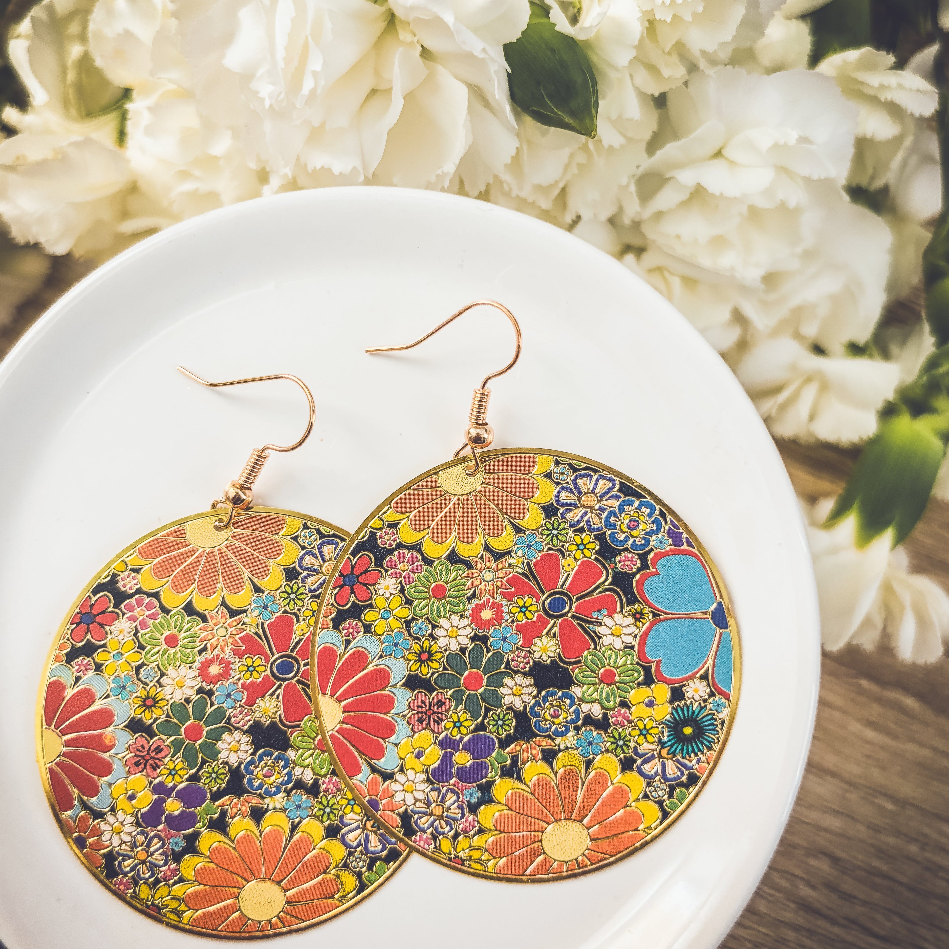 Fun Retro Flower Circle Earrings