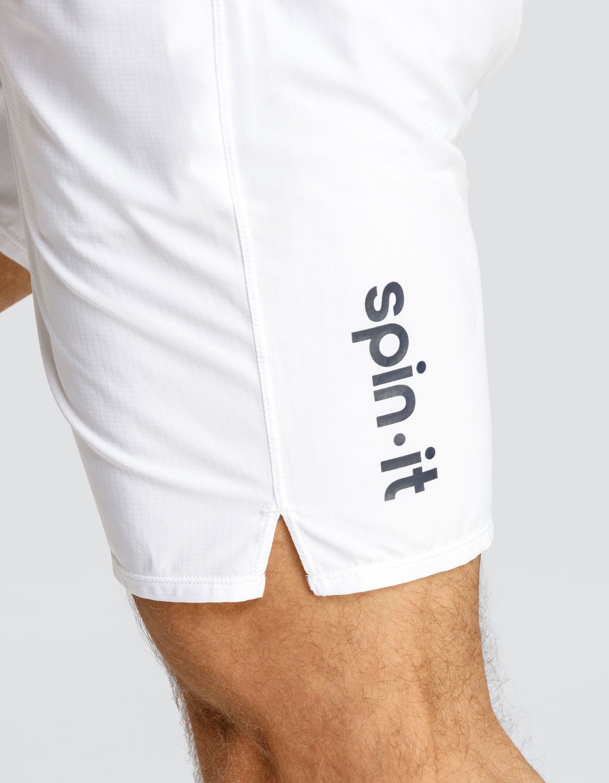 AARON 7" INSEAM SHORT - CHALK WHITE